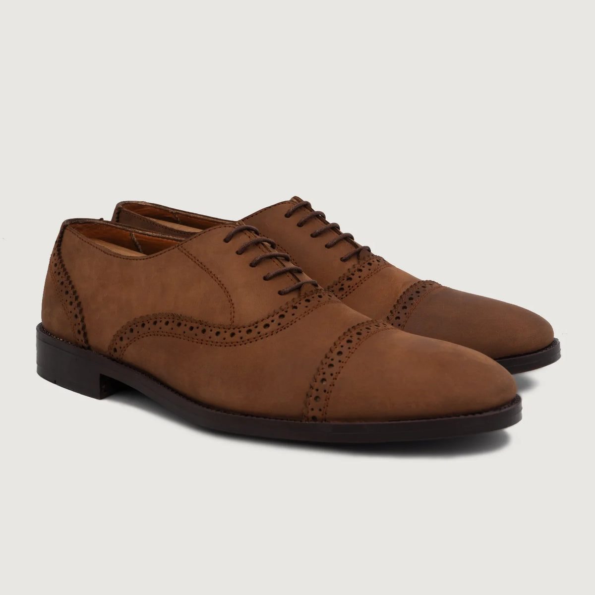 Grauson Brogues Oxford Oil Pull-up Braun Lederschuhe für Herren in Brown Full-Grain Leather - Seitenansicht | Online Kaufen