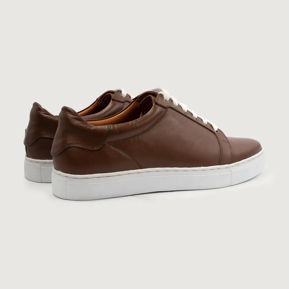 Carter Runn Braun Leder-Sneaker für Herren For Men - Verstärkte Fersenkappe & präzise Doppelnaht