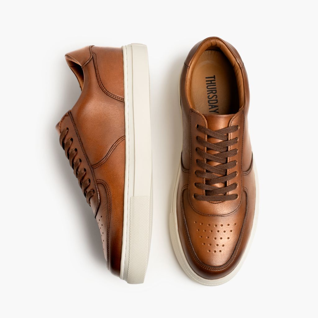 Court Toffee-Braun x Off-Weiß Leder-Sneaker für Herren - Verstärkte Fersenkappe & präzise Doppelnaht