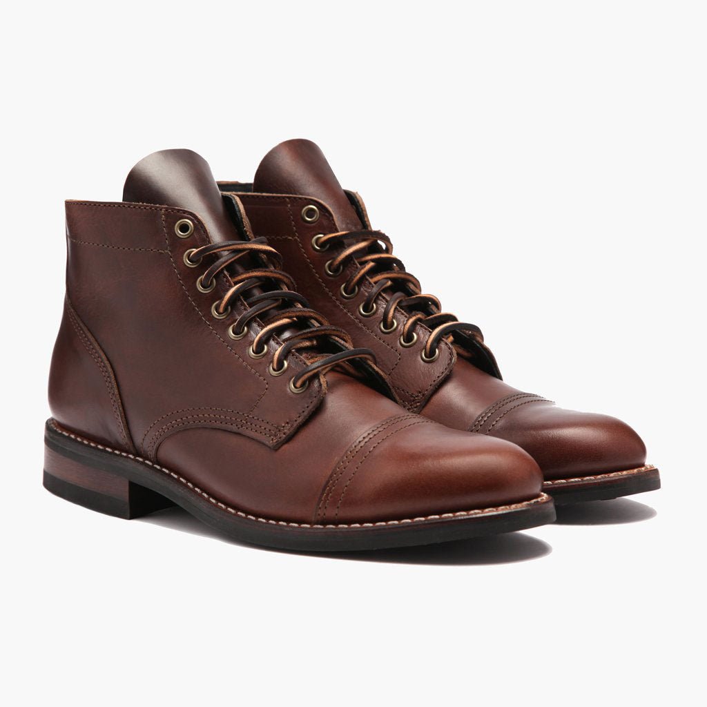 Vanguard French Roast Lederstiefel für Herren For Men in Classic Full-Grain Leather - Seitenansicht | Online Kaufen