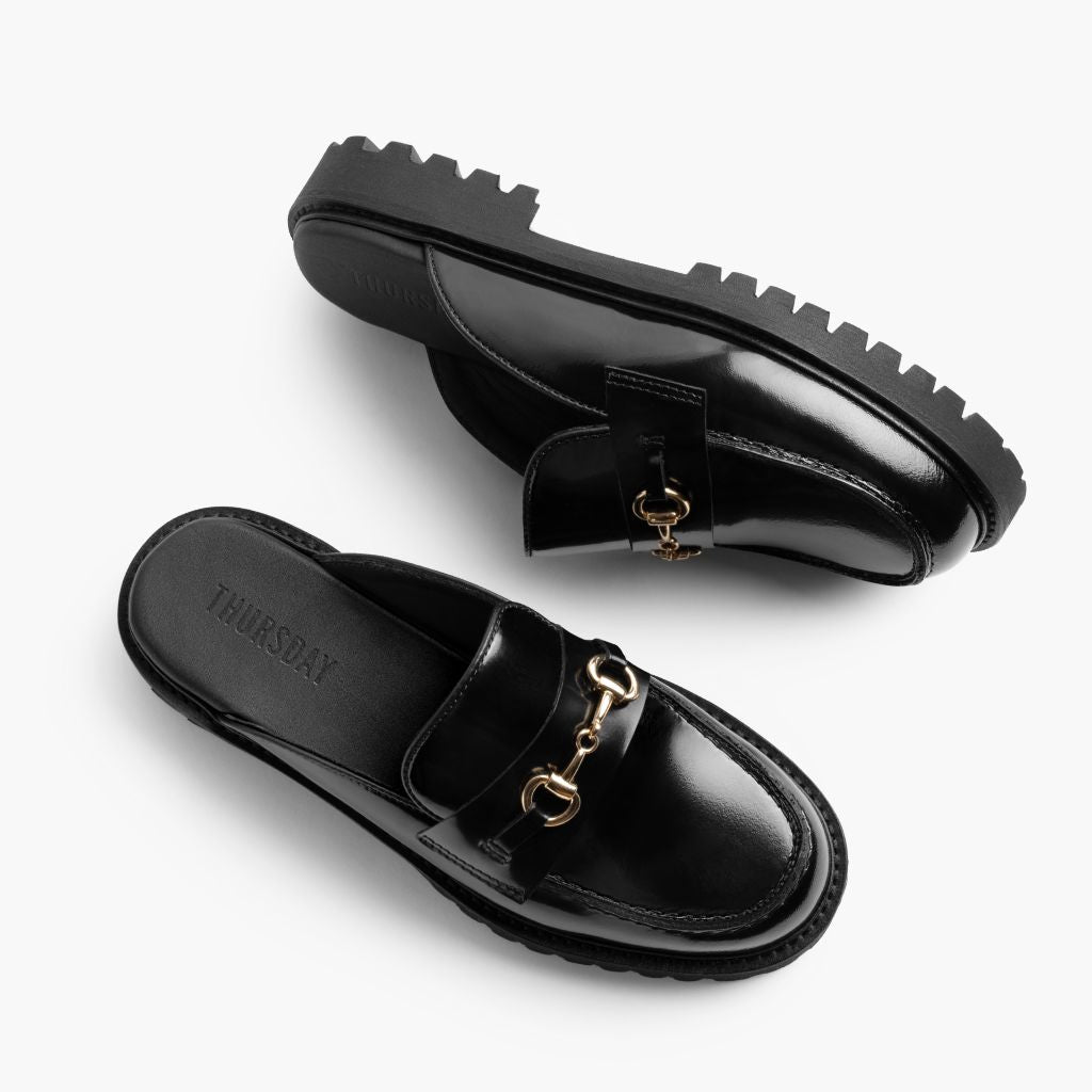 High-Traction Rubber Outsole & Lug Tread Pattern on Penny Mule Schwarz & Gold Leder-Loafer für Damen