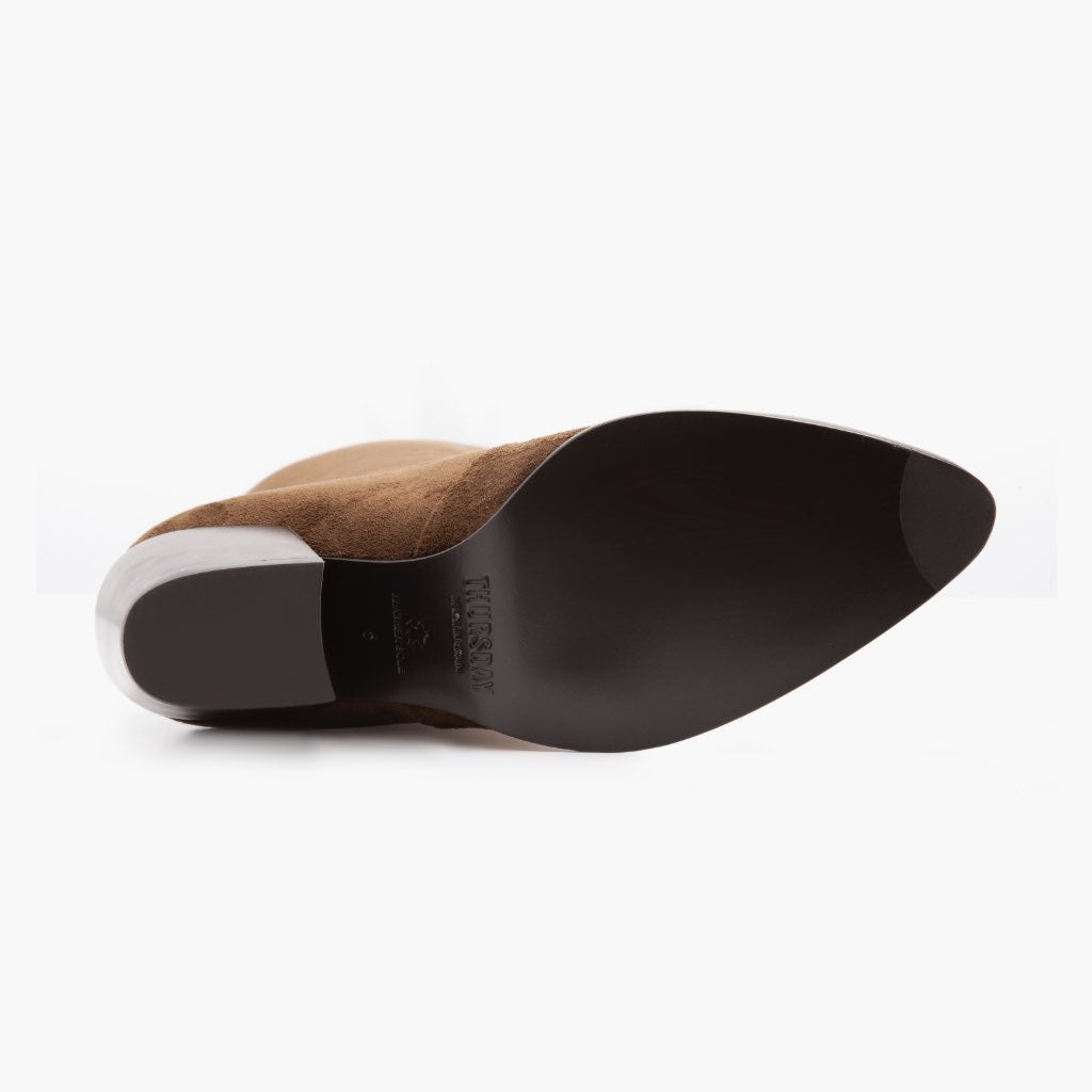 High-Traction Rubber Outsole & Lug Tread Pattern on Tempest Espresso Lederstiefel für Damen