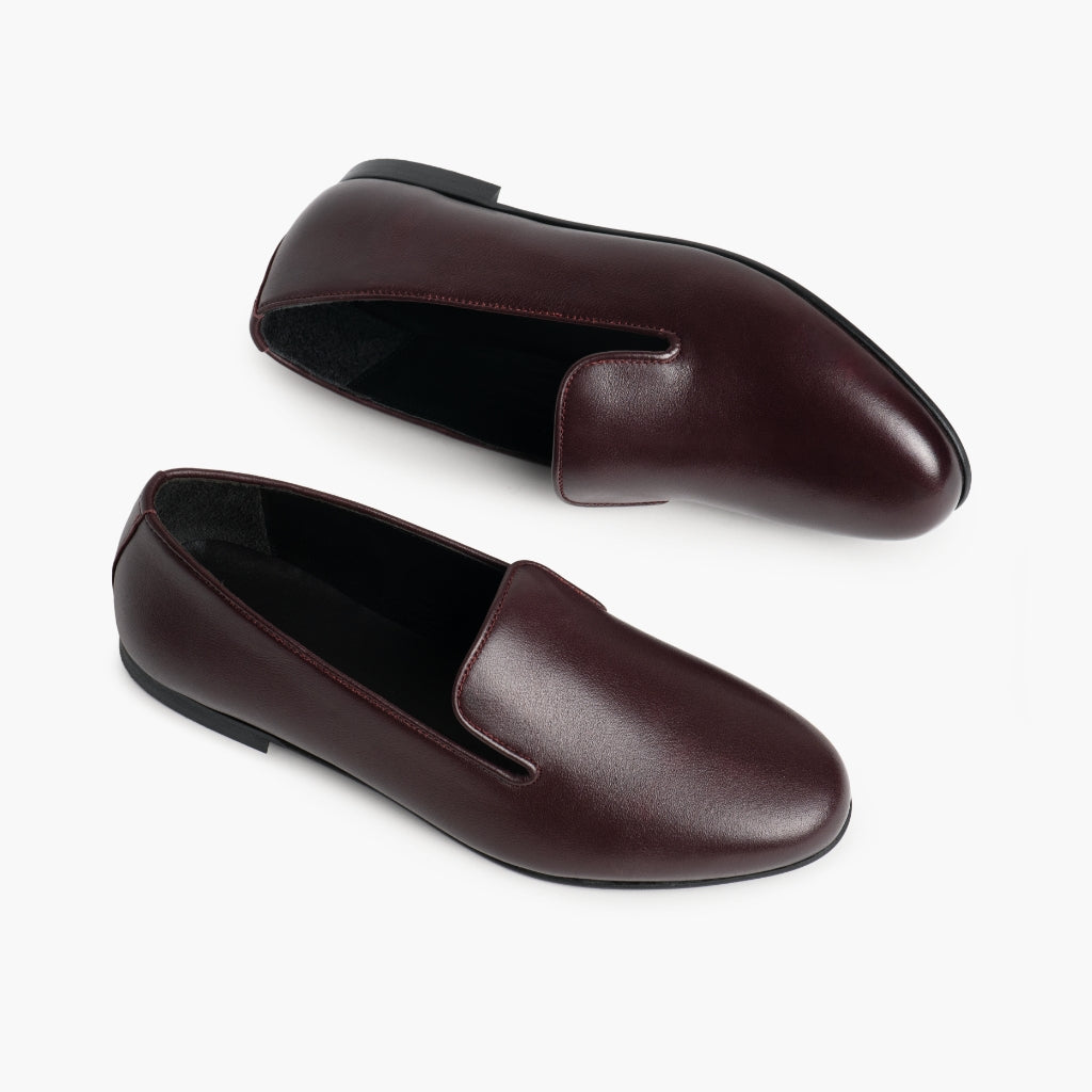 High-Traction Rubber Outsole & Lug Tread Pattern on Eden Burgunderrot Lederstiefel für Damen