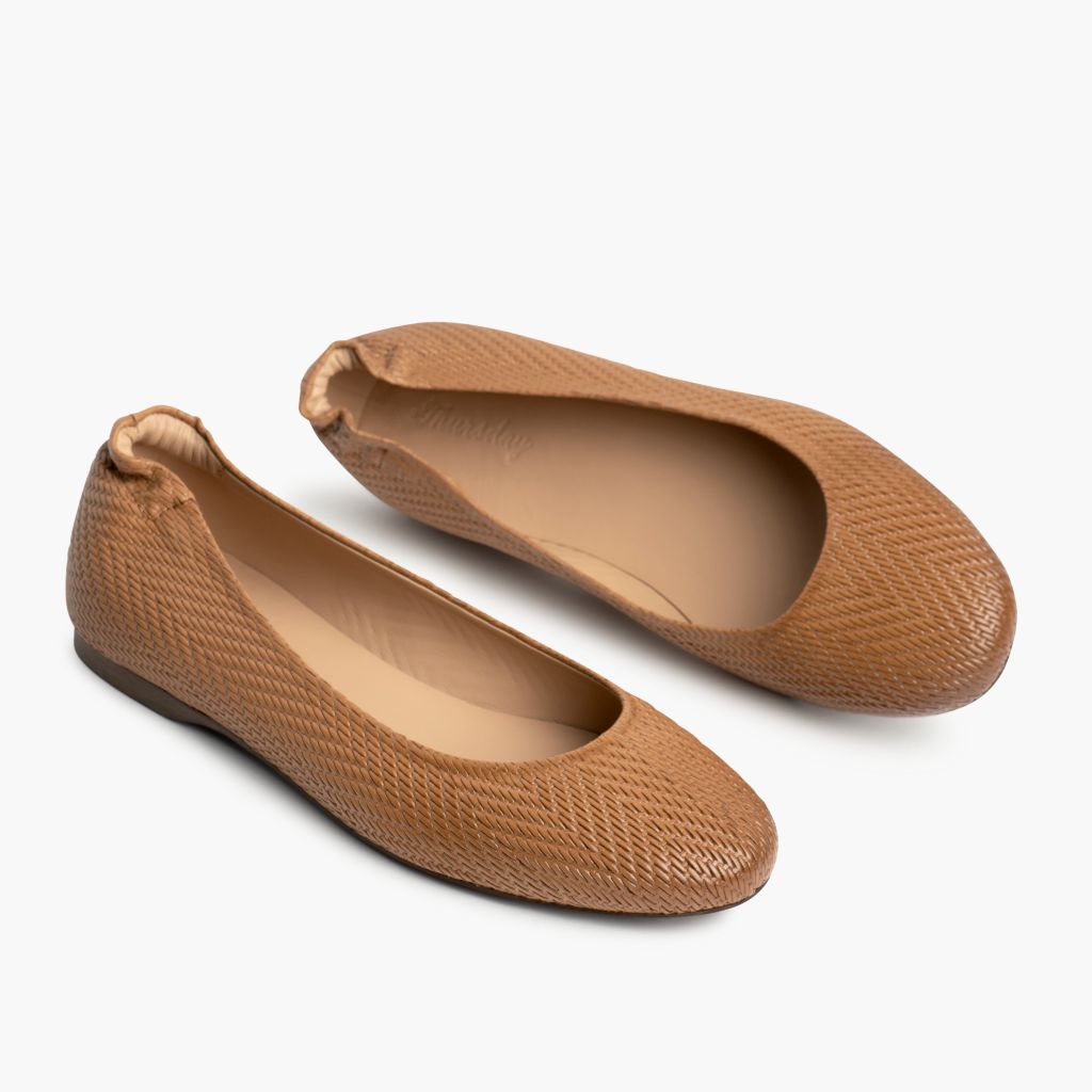 High-Traction Rubber Outsole & Lug Tread Pattern on Scrunch Hellbraun Embossed Lederstiefel für Damen