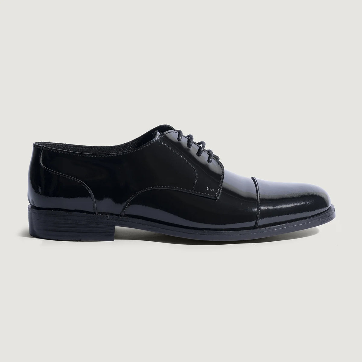Patent Black Full-Grain leather Shoes - Rahmengenähte Goodyear-Welt-Konstruktion & vordere Zehenkappe