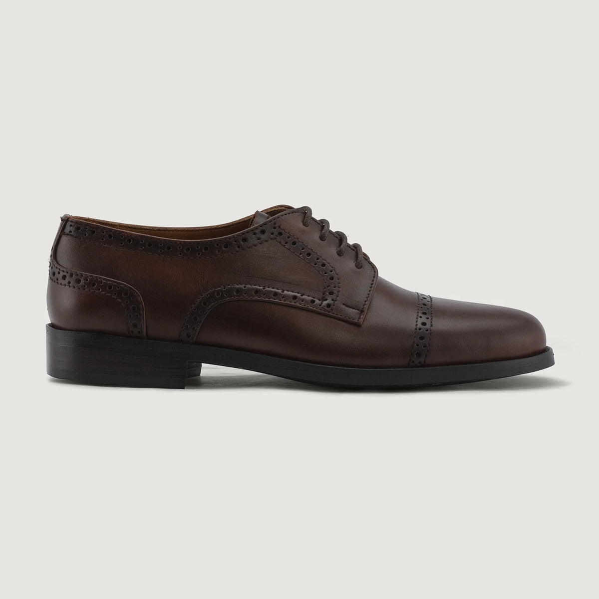 Burnished Brown Full-Grain leather Shoes - Rahmengenähte Goodyear-Welt-Konstruktion & vordere Zehenkappe