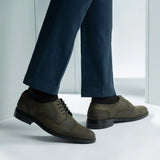 Top-Down Perspective Showing Lacing System & Tongue Craftsmanship