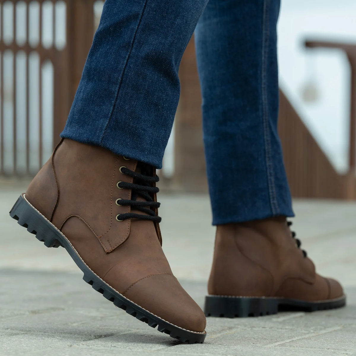 Orlaven Knight Derby Waxed Braun Pullup Lederstiefel - TerraGrip für Herren footwear image 9
