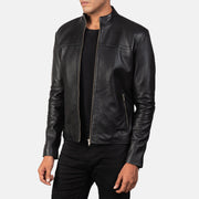 
Black Sheepskin Leather Biker Jacket - Rückansicht mit passgenauen Schultern & sauberem Saum