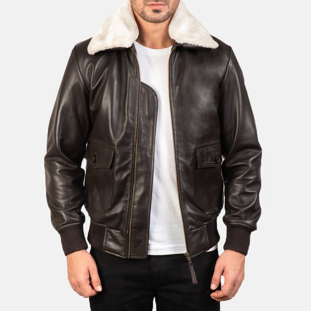 
Airin G-1 Braun Leder-Bomberjacke für Herren in Brown Sheepskin Leather - Vorderansicht & maßgeschneiderte Silhouette | Online Kaufen