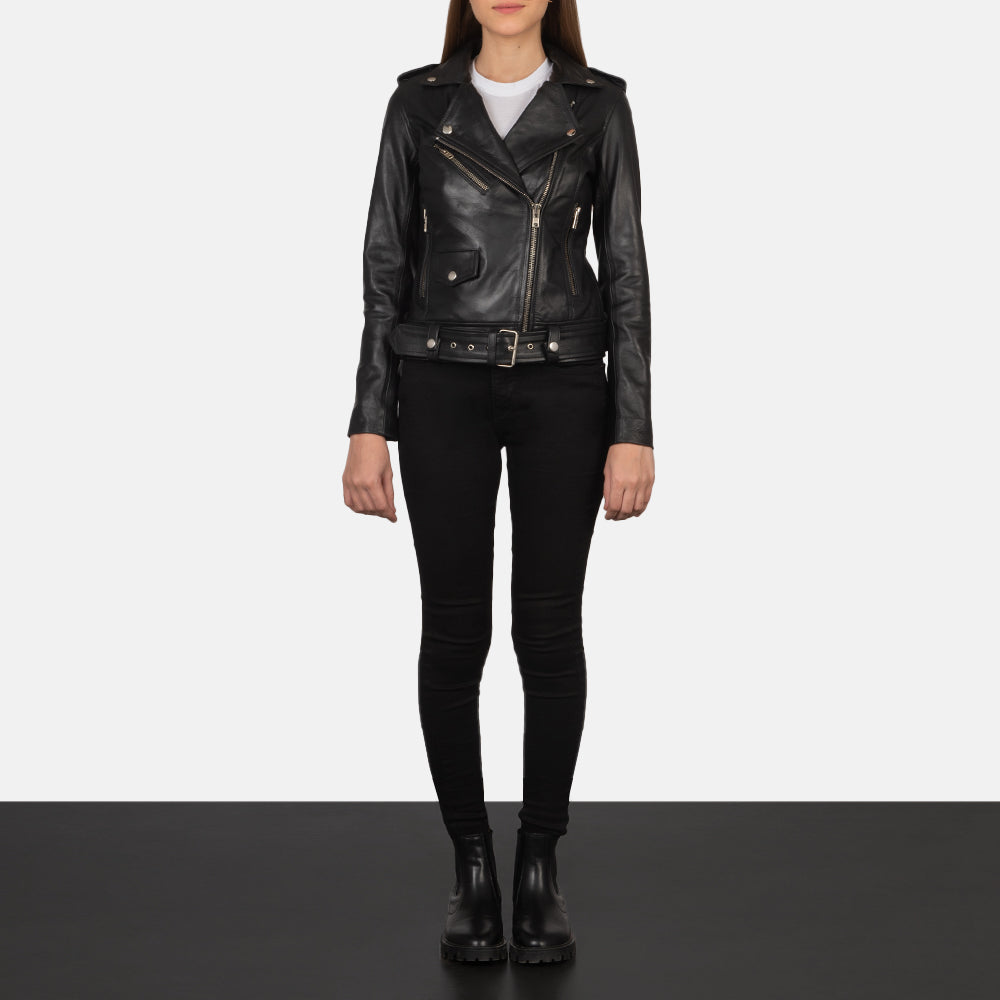 Women's Alison Schwarz Leder-Bikerjacke für Damen - Seitenansicht mit ergonomischem Ärmelschnitt