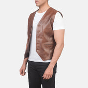 Brown Cowhide leather Vest - Rückansicht mit passgenauen Schultern &amp; sauberem Saum