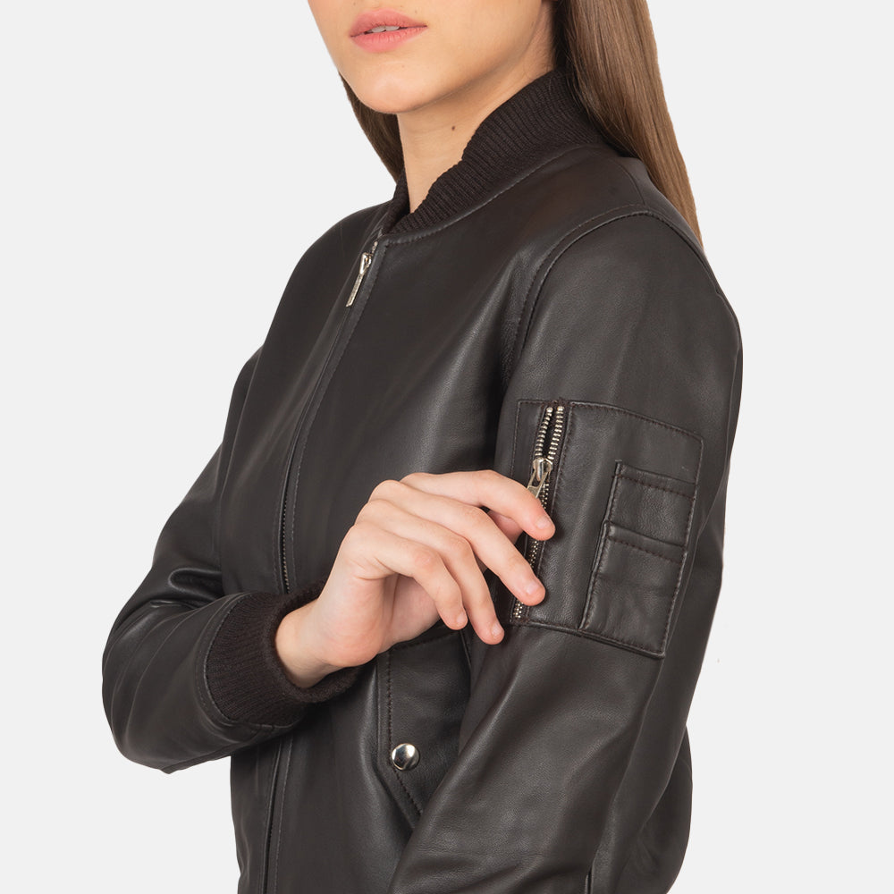 
Innenansicht Showing Quilted Viscose Lining & Zwei funktionale Innentaschen