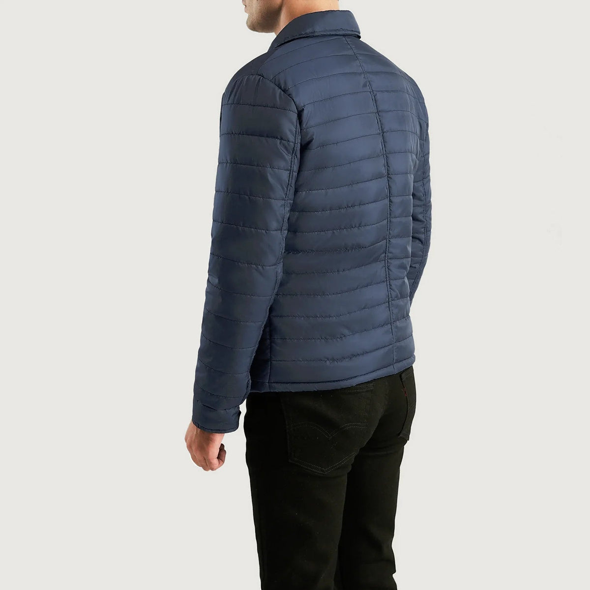 Detailansicht of High neck &amp; Button Hardware on Men's Bo Quilt Windbreaker Lederjacke für Herren