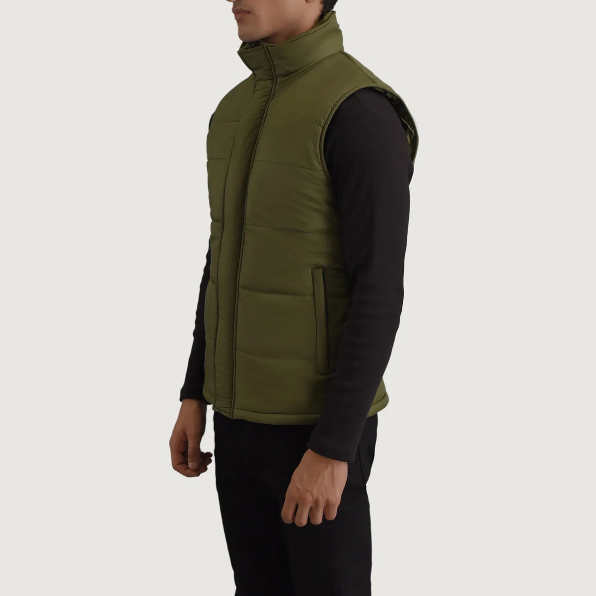 Green Full-Grain leather Vest - Rückansicht mit passgenauen Schultern &amp; sauberem Saum