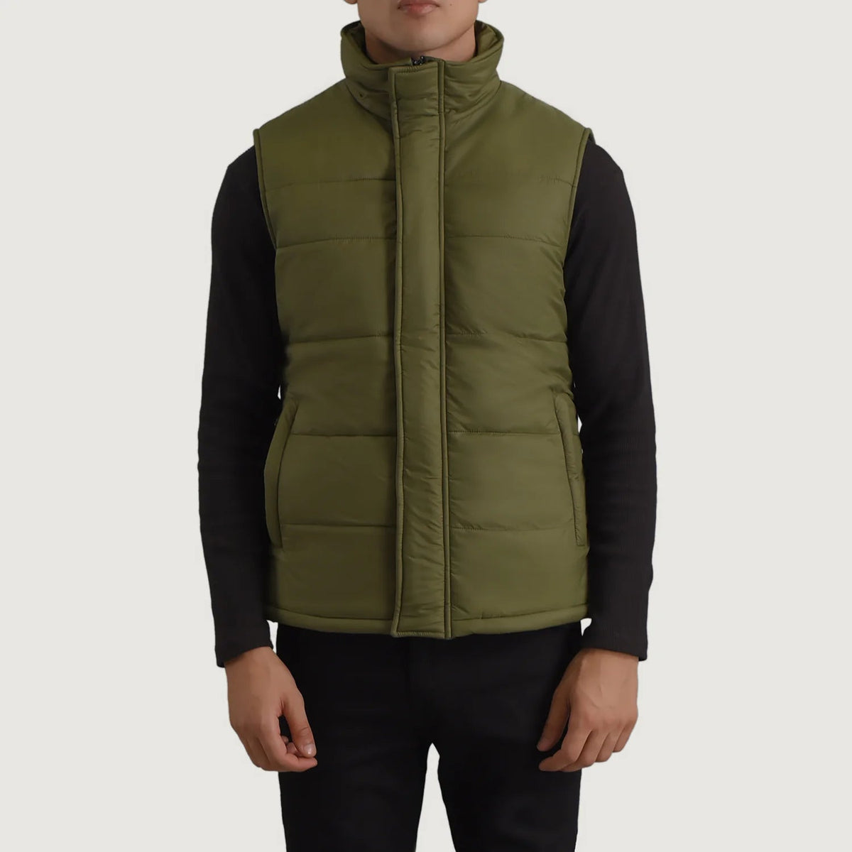 Detailansicht of Classic Collar &amp; Zipper With Placket Hardware on Bryan Grün Puffer Vest für Herren