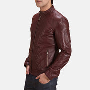 
Maroon Sheepskin Leather Biker Jacket - Rückansicht mit passgenauen Schultern & sauberem Saum