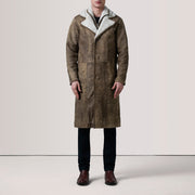 
Distressed Brown Sheepskin Snuffed Aviator Jacket - Rückansicht mit passgenauen Schultern & sauberem Saum