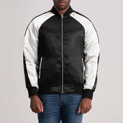 Clarke Schwarz Varsity Lederjacke für Herren in Black &amp; White Satin - Vorderansicht &amp; maßgeschneiderte Silhouette | Online Kaufen