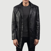 Men's Classmith Black Leather Coat in Black Cowhide Leather - Vorderansicht &amp; maßgeschneiderte Silhouette | Online Kaufen