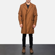 Men's Claud Khaki Wool Double Breasted Coat - Seitenansicht mit ergonomischem Ärmelschnitt
