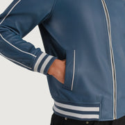 Innenansicht Showing Quilted Polyester Lining &amp; Zwei Innentaschen