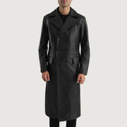 Detailansicht of Notch &amp; Button Hardware on Delmar Black Leather Double Breasted Coat