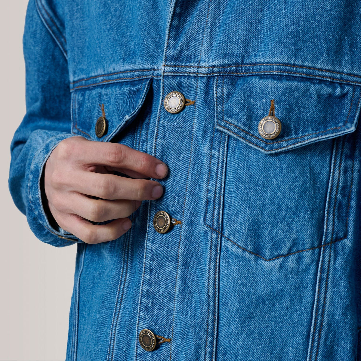 
Innenansicht Showing Quilted Viscose Lining & Zwei funktionale Innentaschen