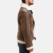 Men's Forest Double Face Lammfelljacke für Herren - Seitenansicht mit ergonomischem Ärmelschnitt
