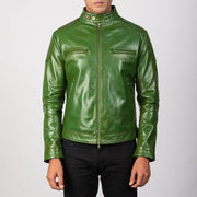 
Gatsby Quilted Green Leather Biker Jacket - Seitenansicht mit ergonomischem Ärmelschnitt & sportlicher Passform