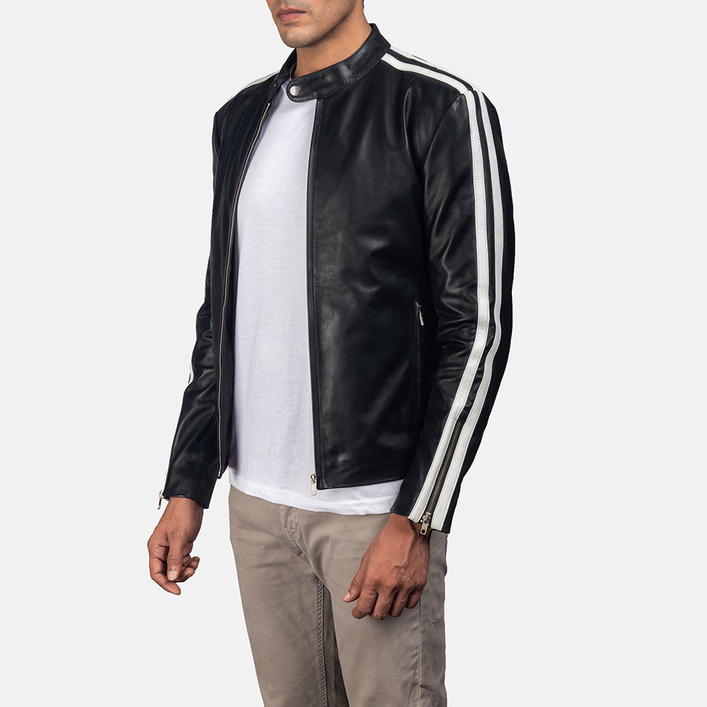 
Black & White Cowhide Leather Biker Jacket - Rückansicht mit passgenauen Schultern & sauberem Saum