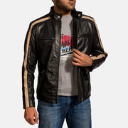 Men's Jack Black Leather Biker Jacket - Seitenansicht mit ergonomischem Ärmelschnitt