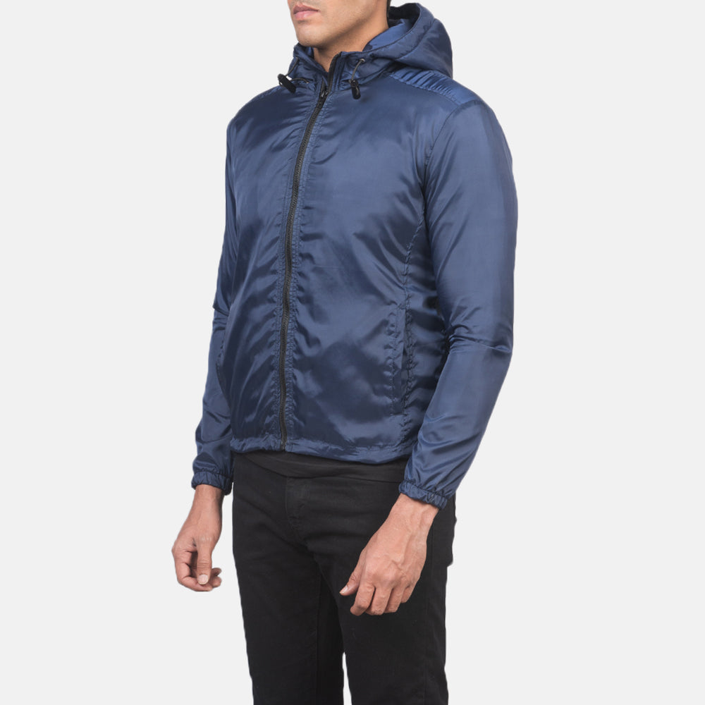 
Blue Nylon Hooded Jacket - Rückansicht mit passgenauen Schultern & sauberem Saum