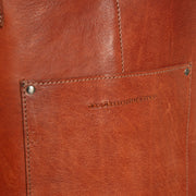 
Authentic 100% Full-Grain Leather Grain Texture & Heavy-Duty Seam Stitching Detail