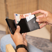 Palma Full-Grain Leather Card Holder für Damen - Structured Side Profile Showing Gusset Depth &amp; Expansion Capacity