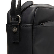 
Classic 100% Full-Grain leather Bag - Rückansicht mit verstärkten Lederträgern & handwerklichen Nähten