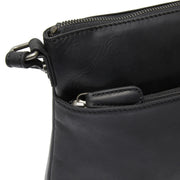 
Innenansicht Showing Dedicated Padded Laptop Sleeve & Multi-Compartment Organization
