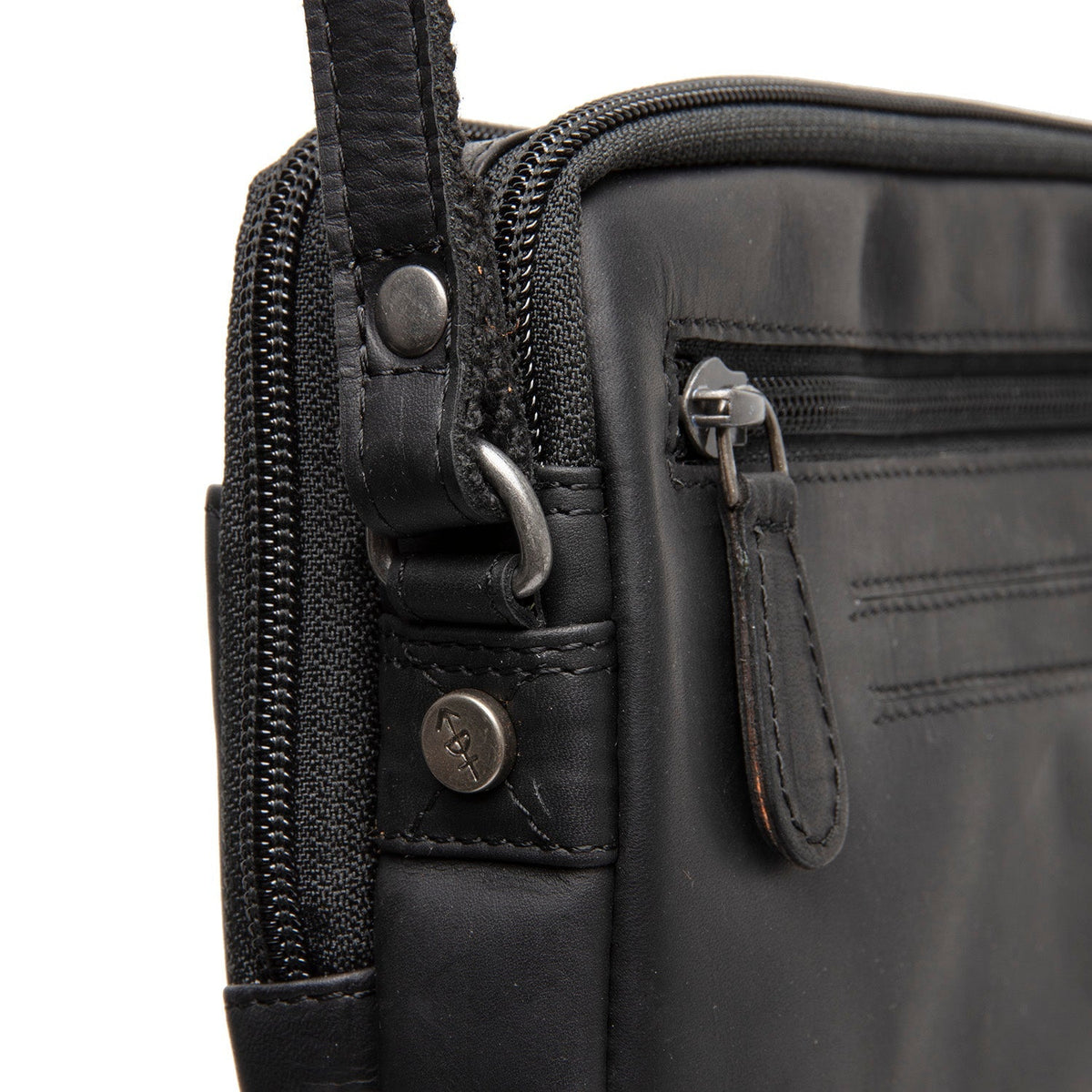 
Innenansicht Showing Dedicated Padded Laptop Sleeve & Multi-Compartment Organization