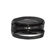 
Lunera Vollnarbenleder-Handtasche - Seitenansicht mit ergonomischem Ärmelschnitt & sportlicher Passform