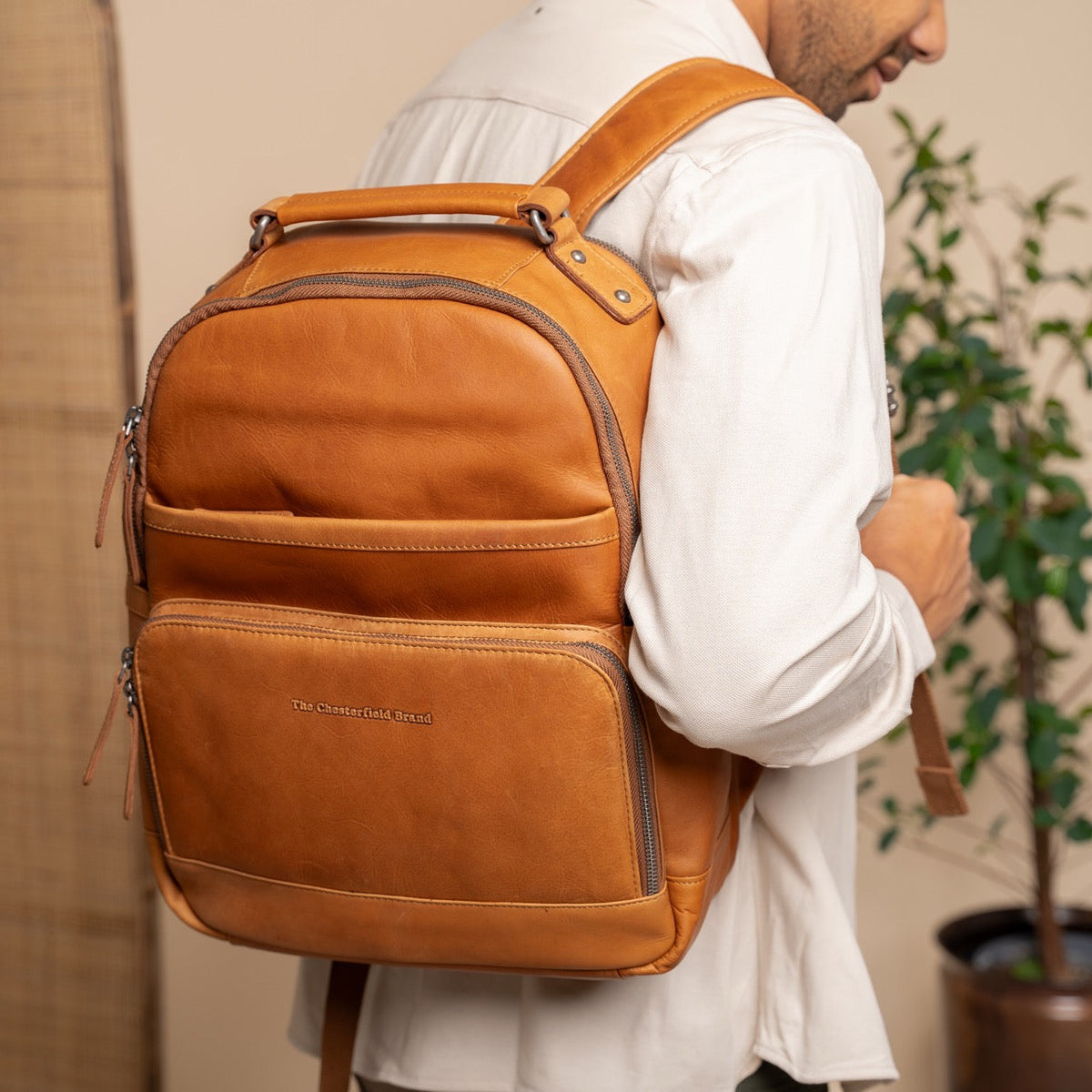 Austin Full-Grain Leather Laptop Backpack für Damen – Zusätzliche Produktansicht 2
