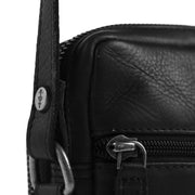 
Tailored Rib Cuffs & Hem Craftsmanship Construction Detail on Hamilton Vollnarbenleder Phone Bag
