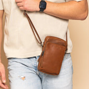 
Hamilton Vollnarbenleder Phone Bag – alternate product view 2