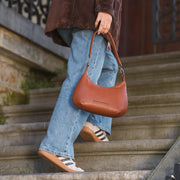 Nancy Full-Grain Leather Shoulder Bag für Damen – Zusätzliche Produktansicht 3