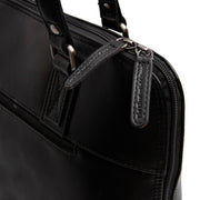 
Innenansicht Showing Dedicated Padded Laptop Sleeve & Multi-Compartment Organization