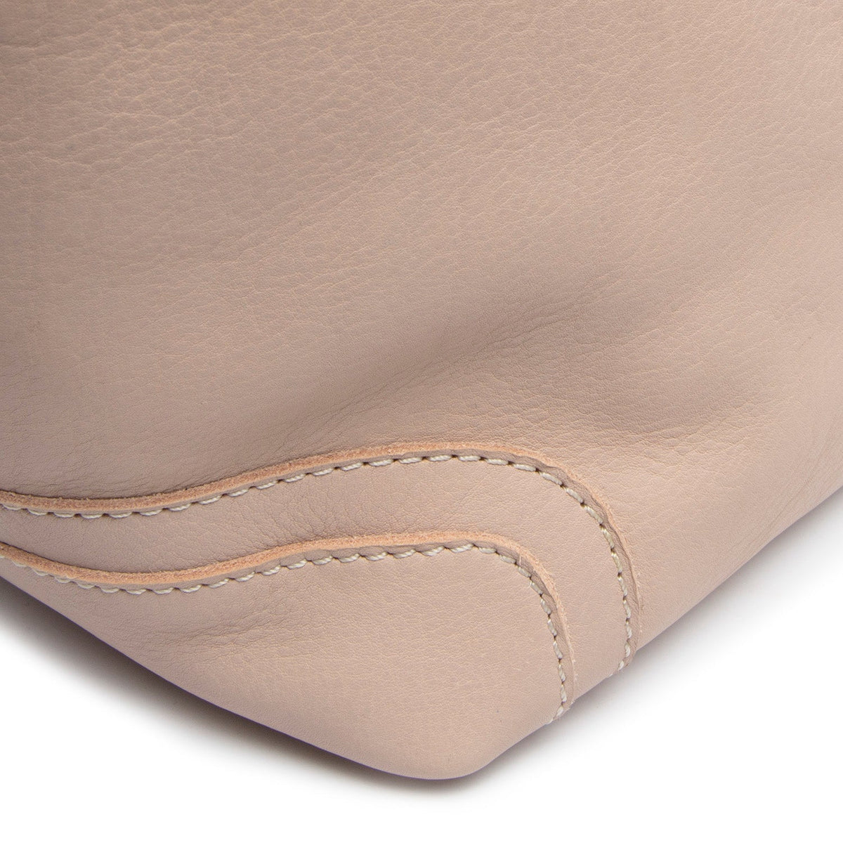 
Innenansicht Showing Dedicated Padded Laptop Sleeve & Multi-Compartment Organization