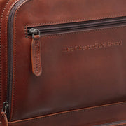 
Detailansicht of Classic Collar & Heavy-Duty Zipper Hardware on Leather Trolley San Marino für Damen