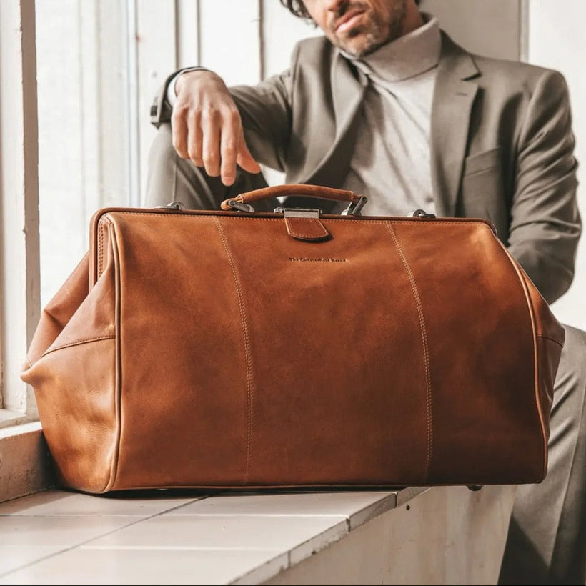 Corfu Full-Grain Leather Weekender Bag für Damen