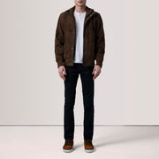 Styled Fit Perspective of Lester Braun Suede Leder-Bomberjacke für Herren For Men on Model - Natural Daylight Drape