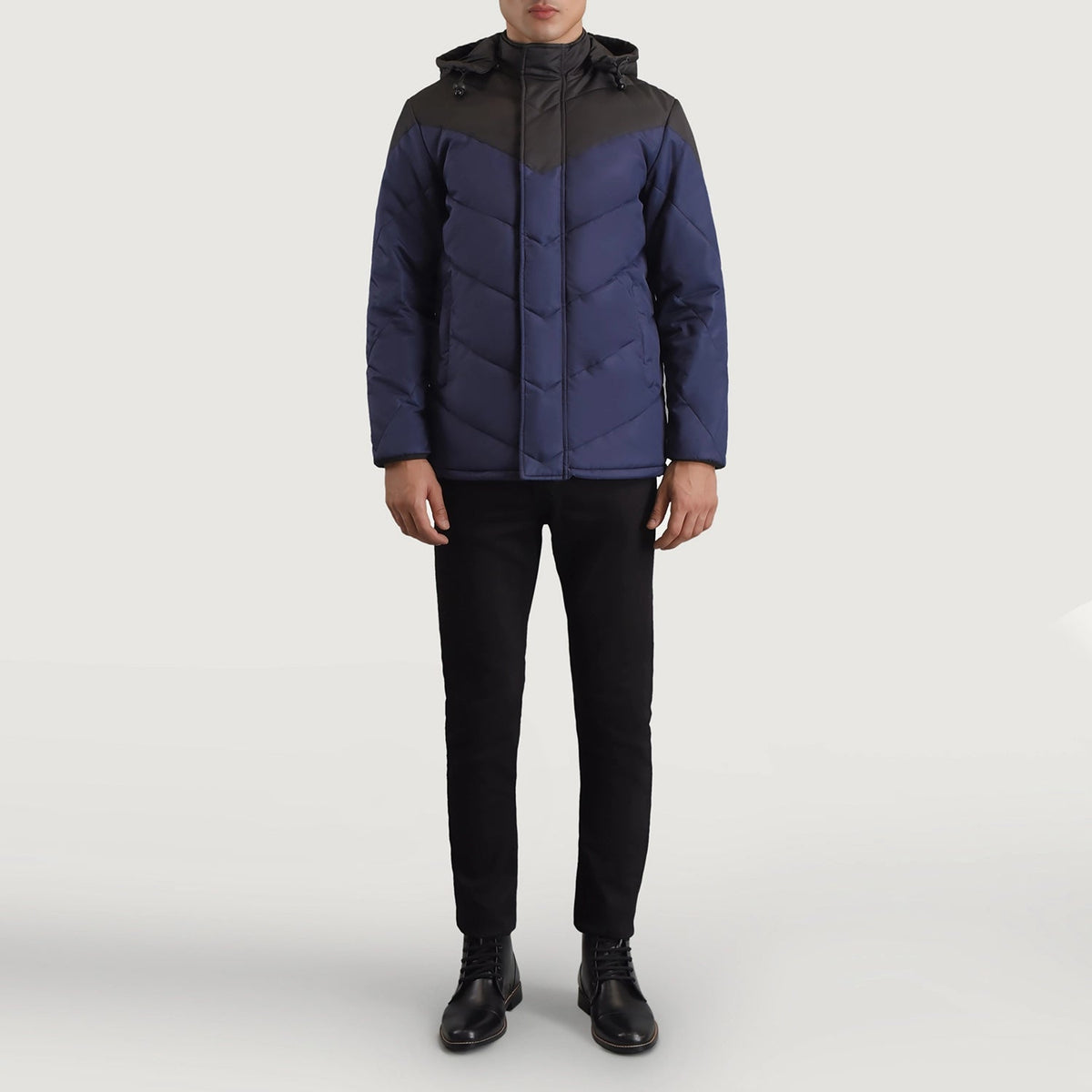 
Luka Schwarz & Blau Hooded Puffer Lederjacke für Herren - Seitenansicht mit ergonomischem Ärmelschnitt & sportlicher Passform