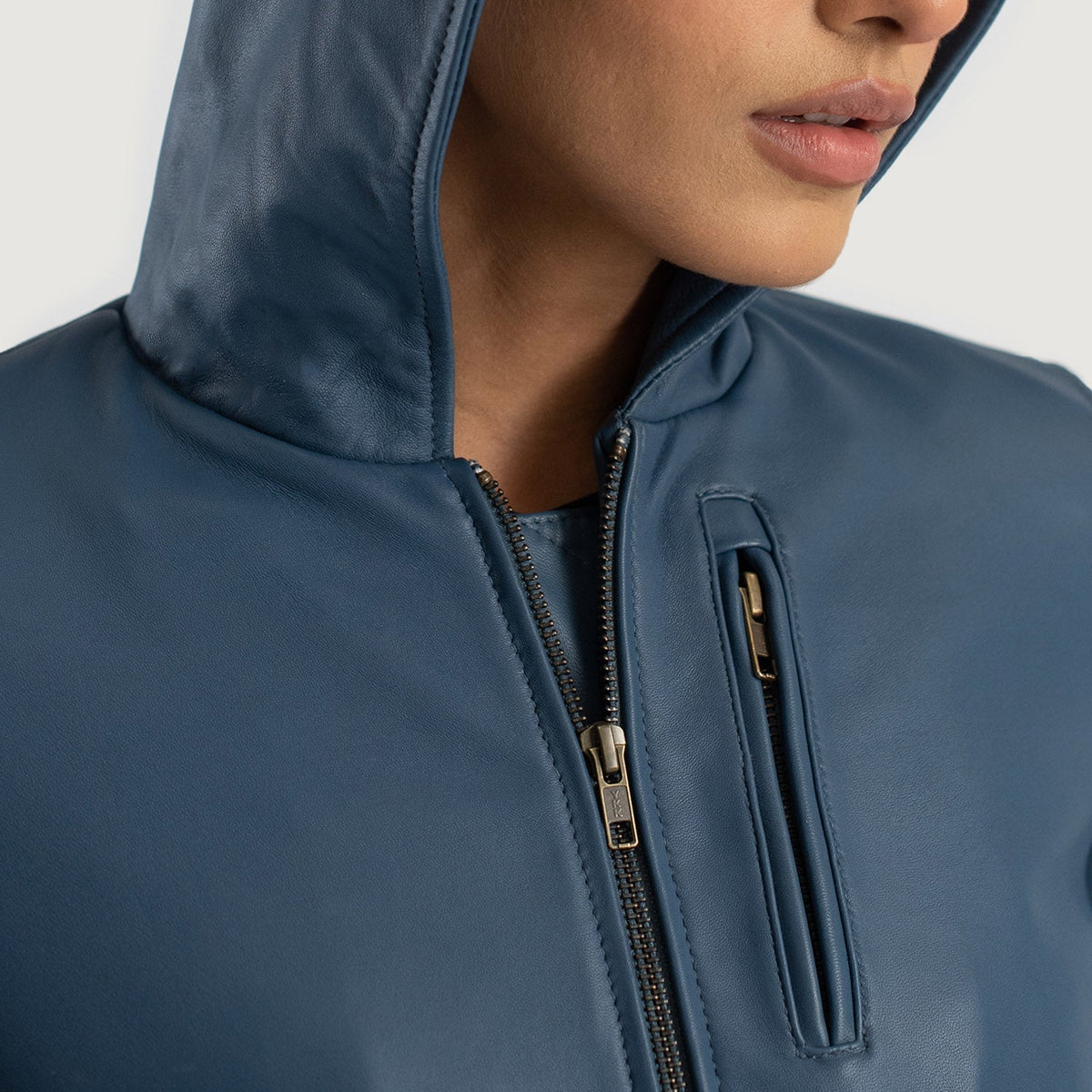 
Innenansicht Showing Fully Fleece Lined & Zwei funktionale Innentaschen